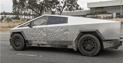 Musk: Cybertruck יכול להתנגד רק לכדורים תת-קוליים.